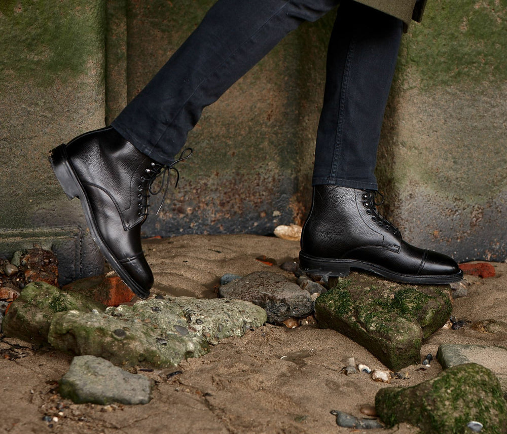 Mens Donegal - Black Grain - Mens Top-cap Boot | Barker Shoes